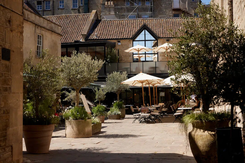 Wimbledon Comes to Shires Yard
